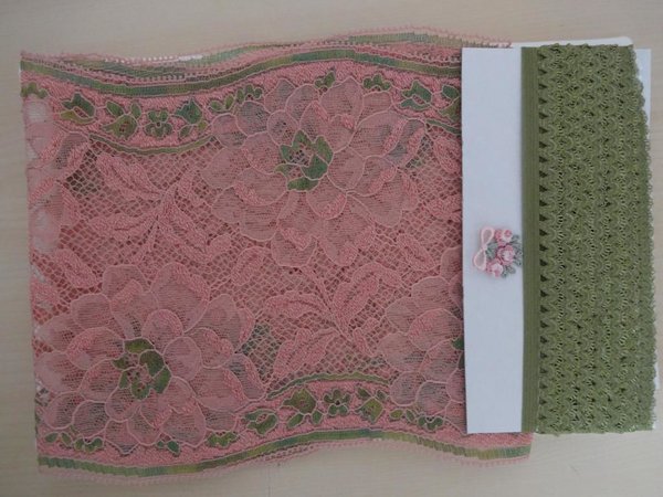 Materialpaket de Luxe aus Stoff ,Spitze ,Gummiband für Slip in weiß rosa grün