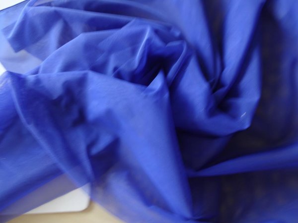Stoff bi elastischerweicher stretch Tüll,Mesh,Powernet in Royal kobalt blau 1,40m breit